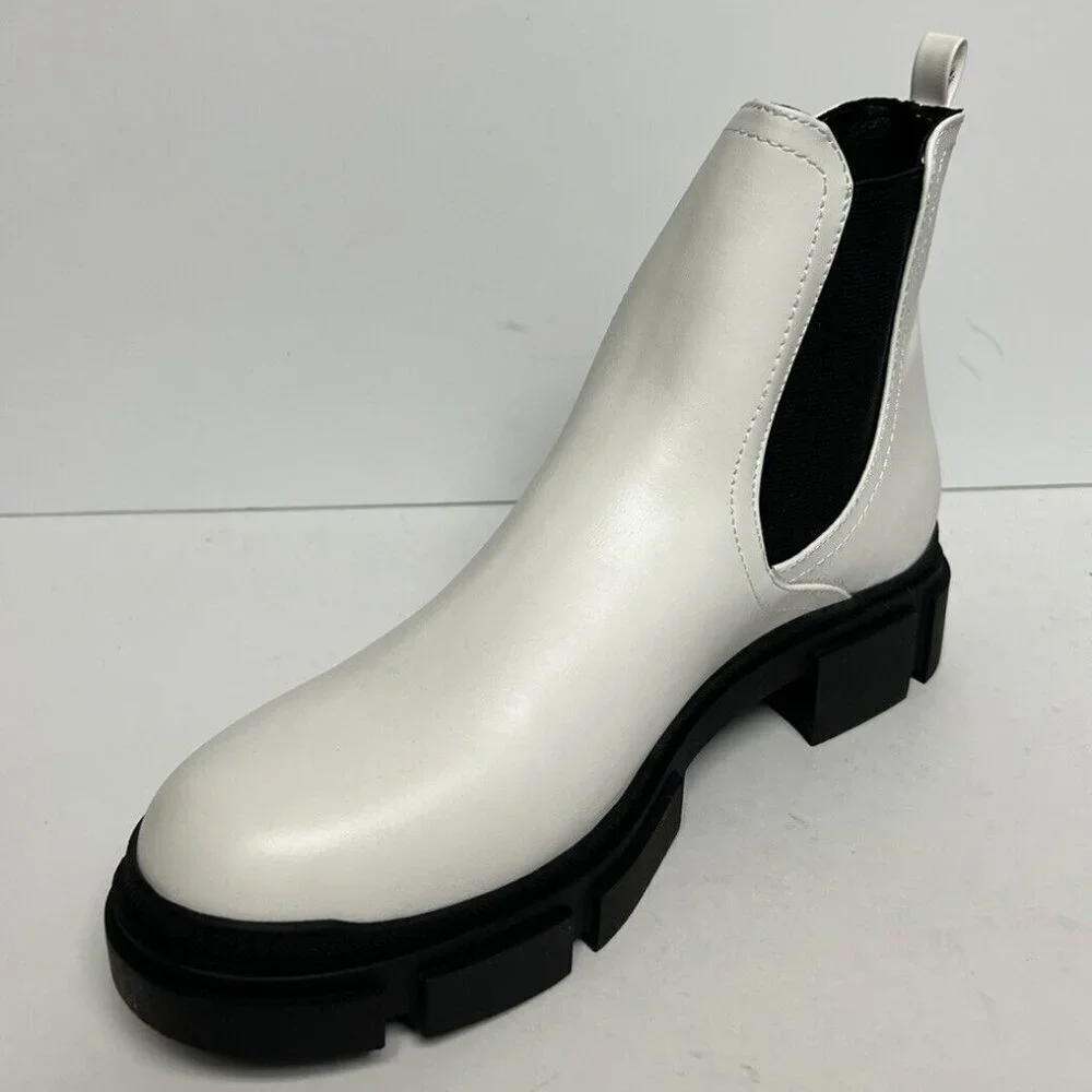 Nine West Women's Abra3 Chelsea Boot White Size 9.5 M